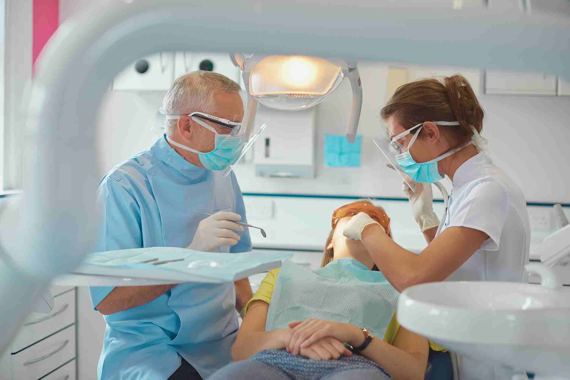Dentist in Dallas, OR